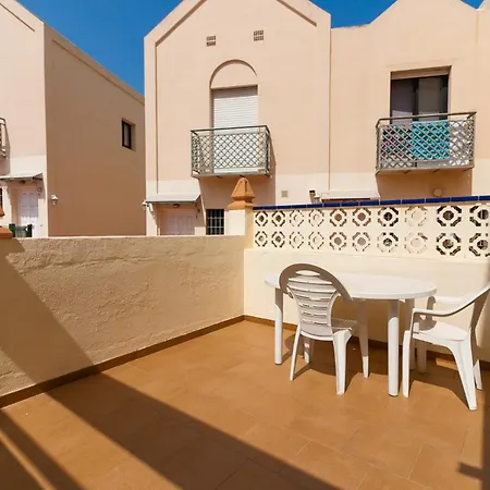 בית נופש Canovas - Antali