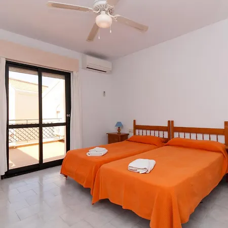 度假居 Canovas - Antali *