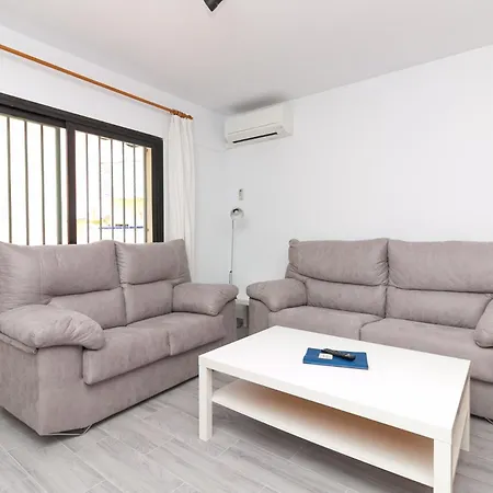 Canovas - Antali Con Piscina En Zona