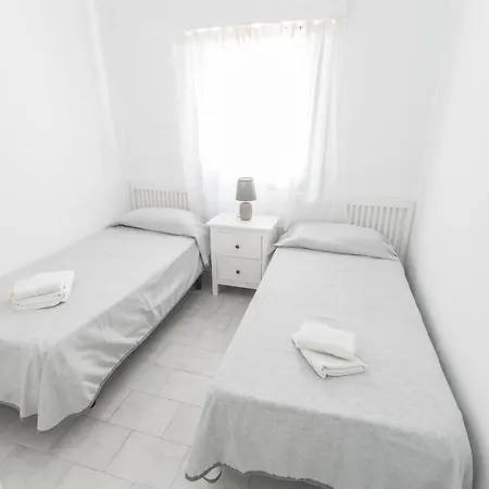 Canovas - Antali Con Piscina En Zona * Nerja