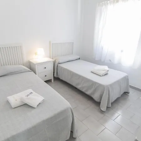 Canovas - Antali Con Piscina En Zona * Nerja