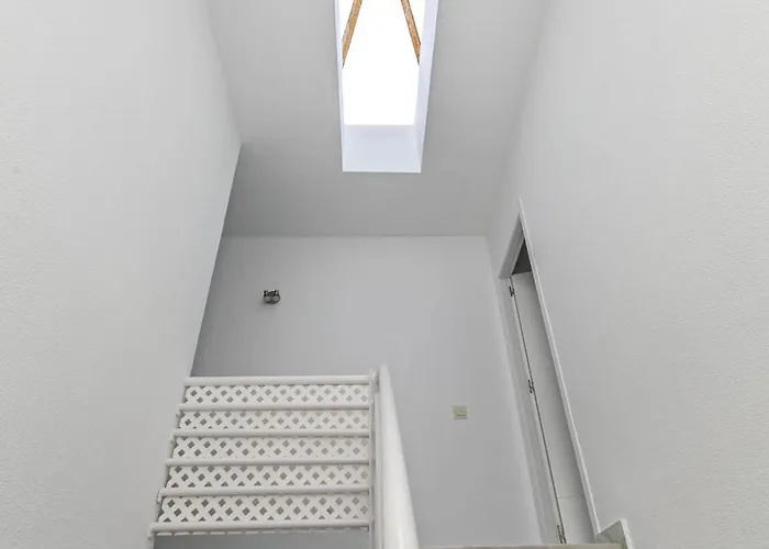 Canovas - Antali Nerja