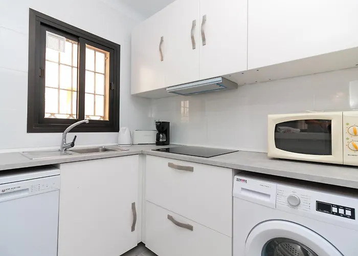 Canovas - Antali בית נופש