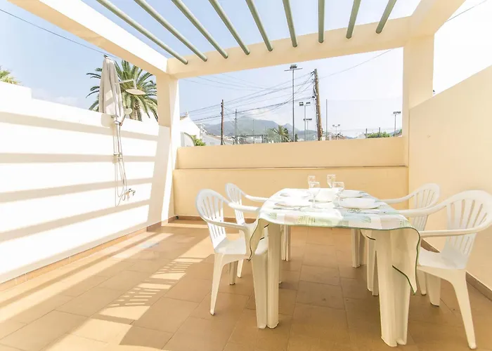 בית נופש Canovas - Antali נרחה