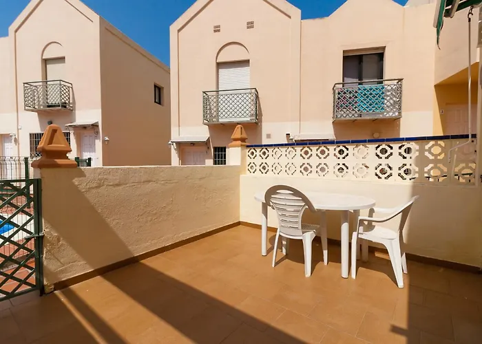 בית נופש Canovas - Antali